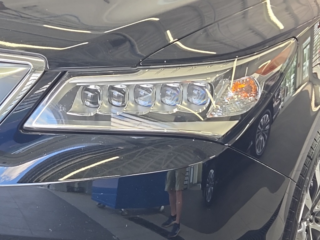 2016 Acura MDX SH-AWD Technology photo 3