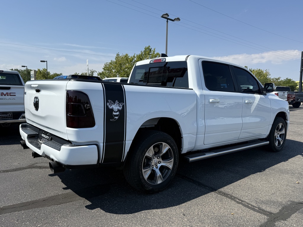 2024 Ram 1500 Laramie photo 5