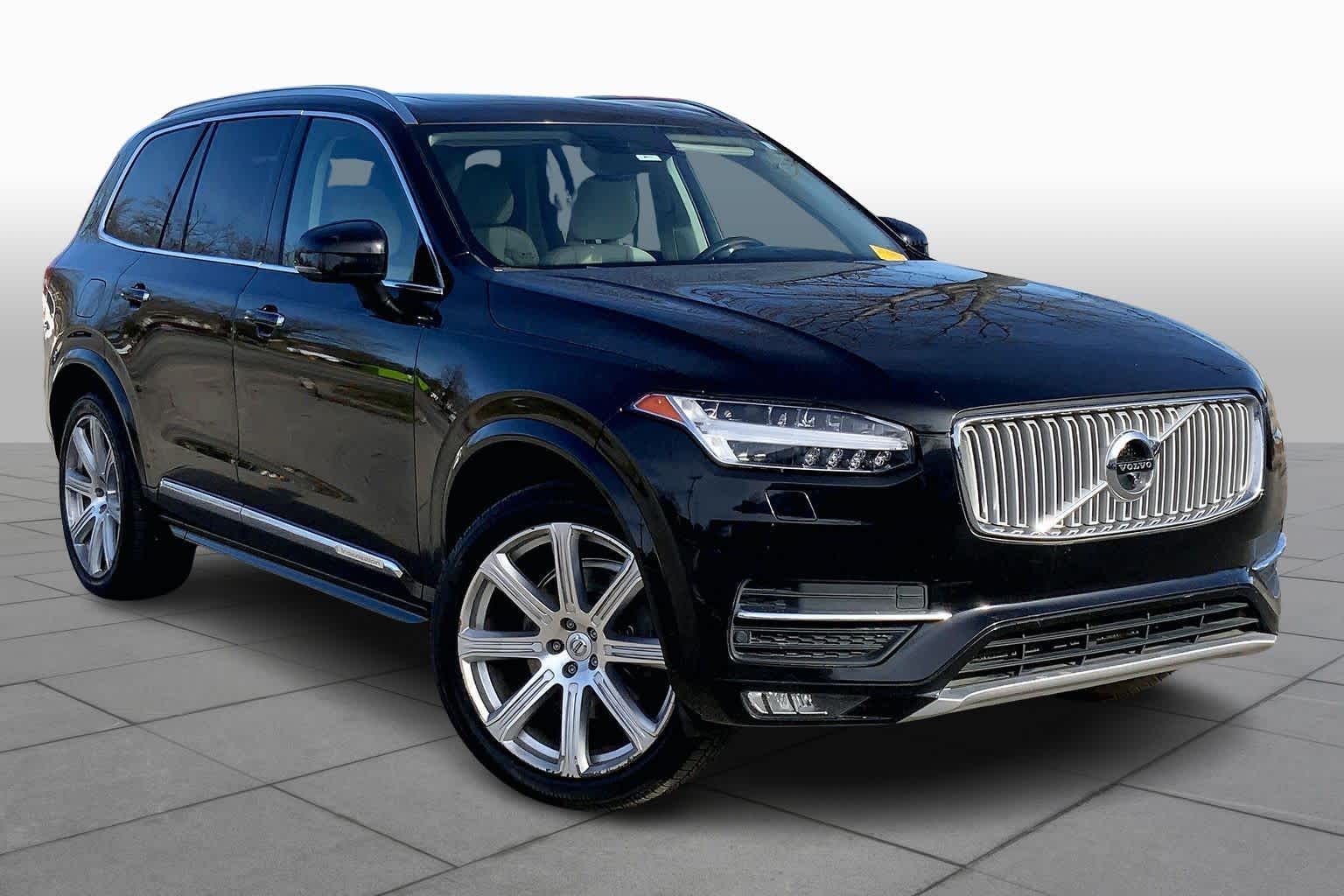 Used 2017 Volvo XC90 Inscription with VIN YV4A22PL8H1183029 for sale in Kansas City