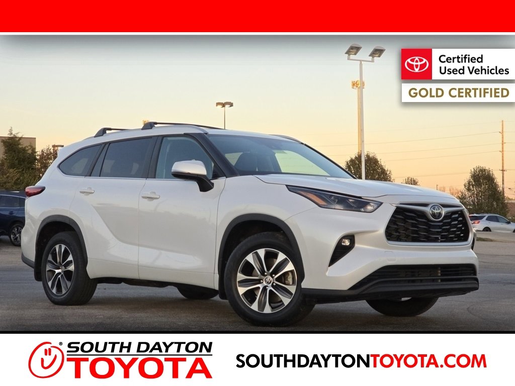2023 Toyota Highlander XLE's photo
