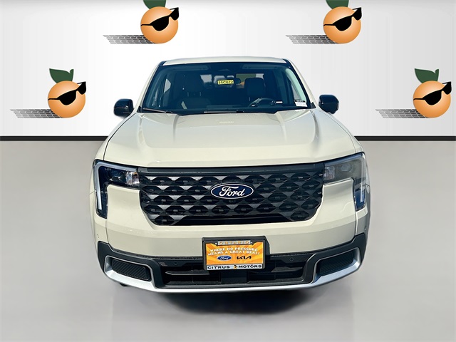 2025 Ford Maverick Lariat photo 2