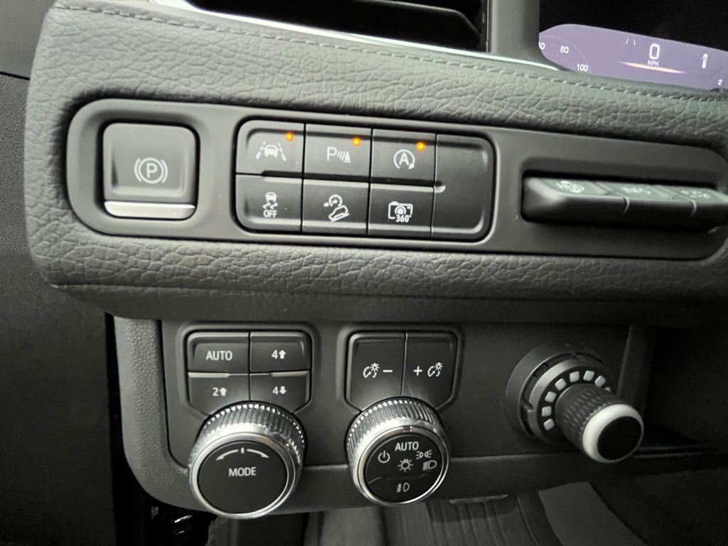 2023 Gmc Yukon Denali photo 11