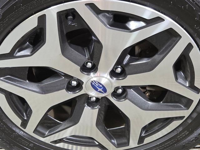 2022 Subaru Forester Premium photo 11
