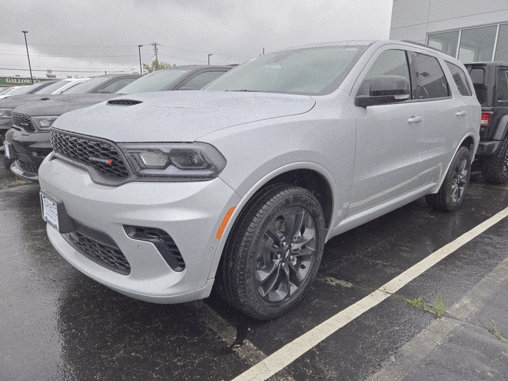 2025 Dodge Durango GT Plus photo 3