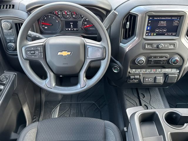 2025 Chevrolet Silverado 2500HD Custom photo 14