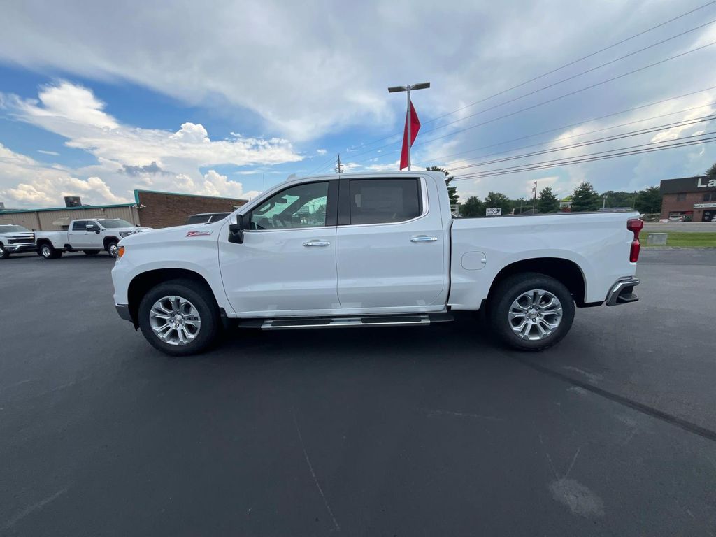 2026 Chevrolet Silverado 1500 LTZ photo 4
