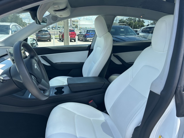 Used 2021 Tesla Model Y Long Range with VIN 5YJYGAEE3MF173883 for sale in Northfield, Minnesota