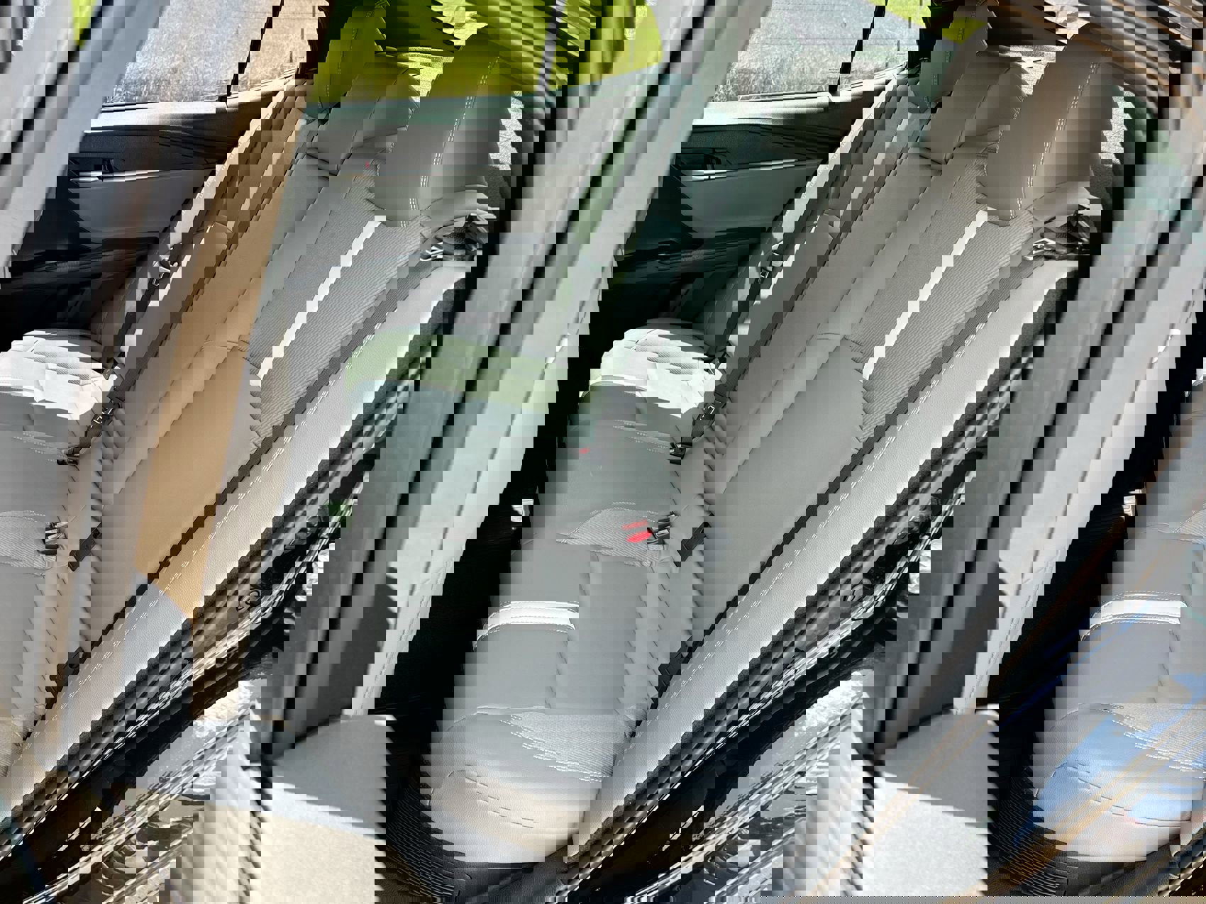 2025 Toyota Camry SE photo 20