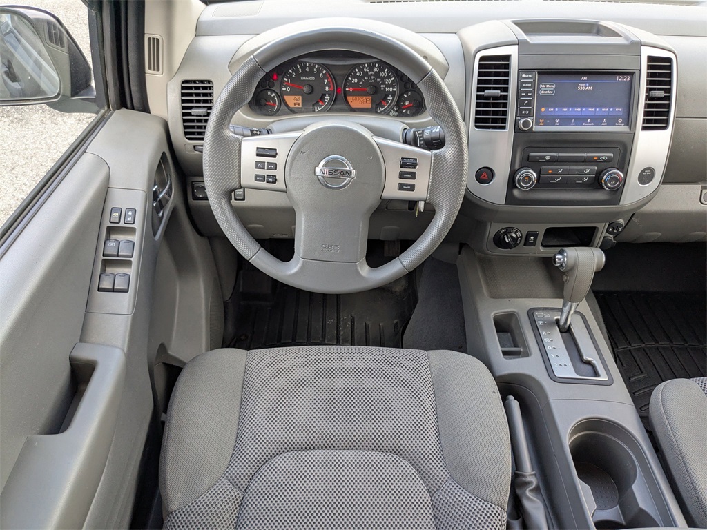 2019 Nissan Frontier SV photo 17