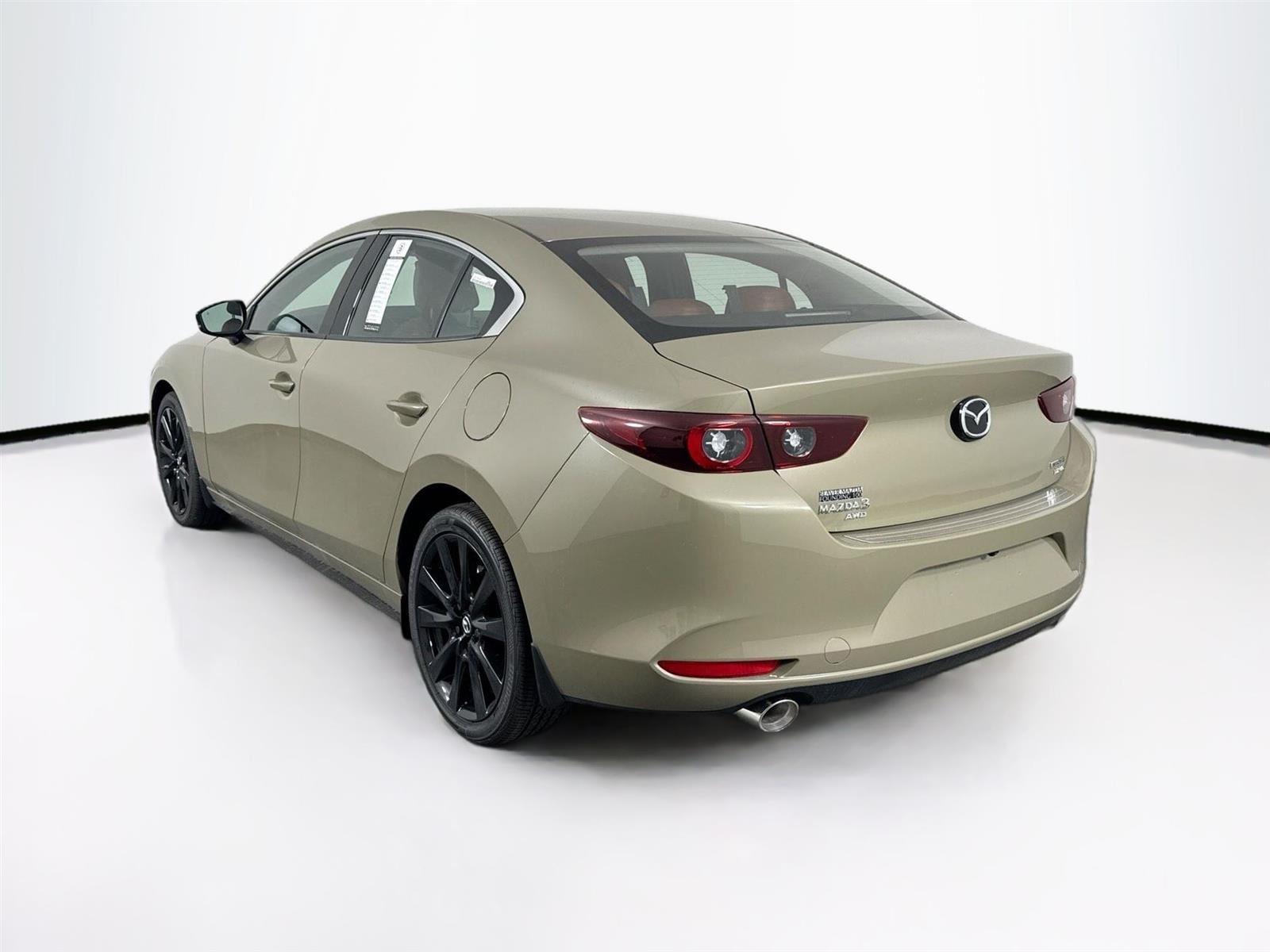 2025 Mazda Mazda3 2.5 Turbo Carbon photo 8