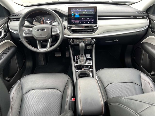 2022 Jeep Compass Limited photo 2