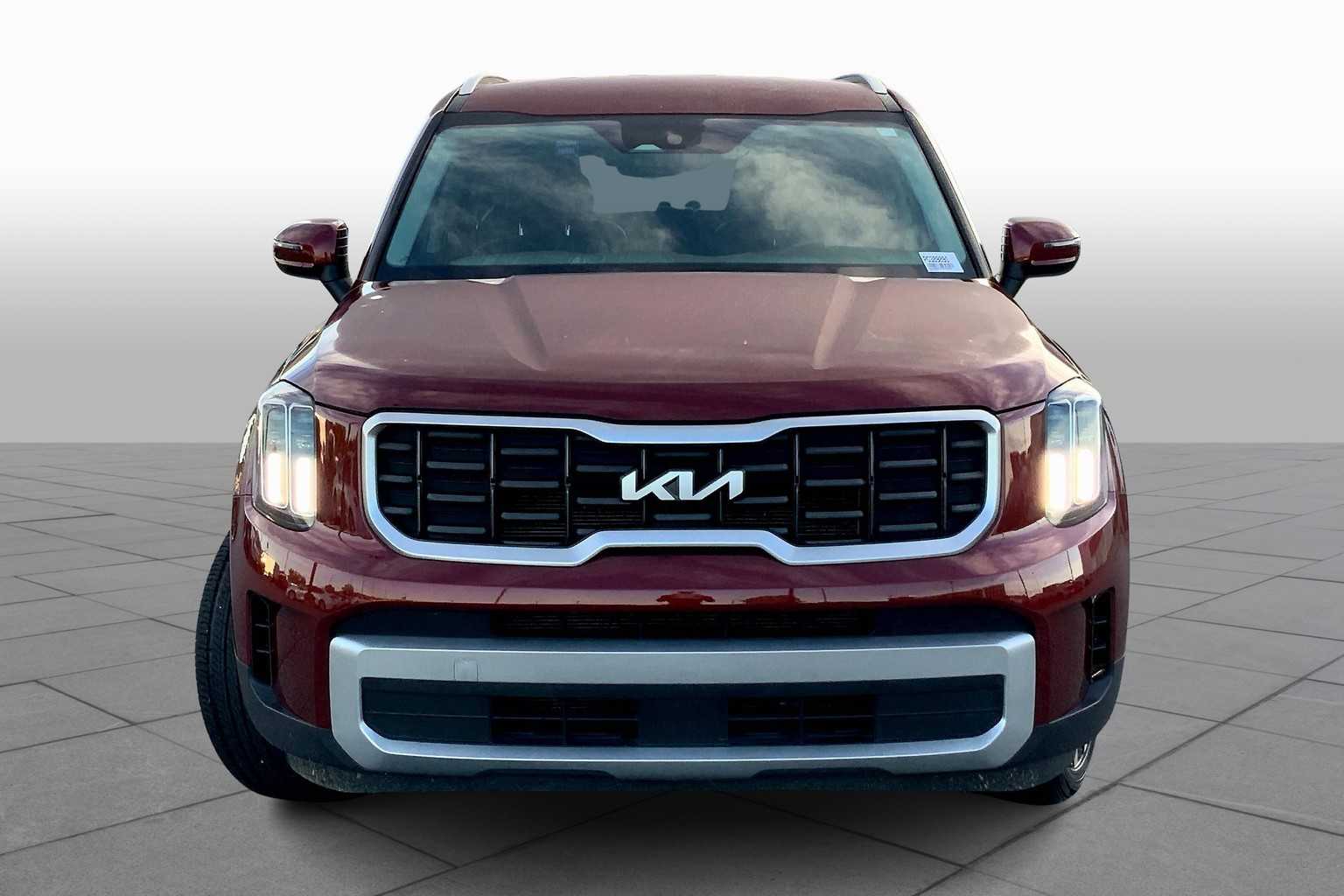 2023 Kia Telluride S photo 3