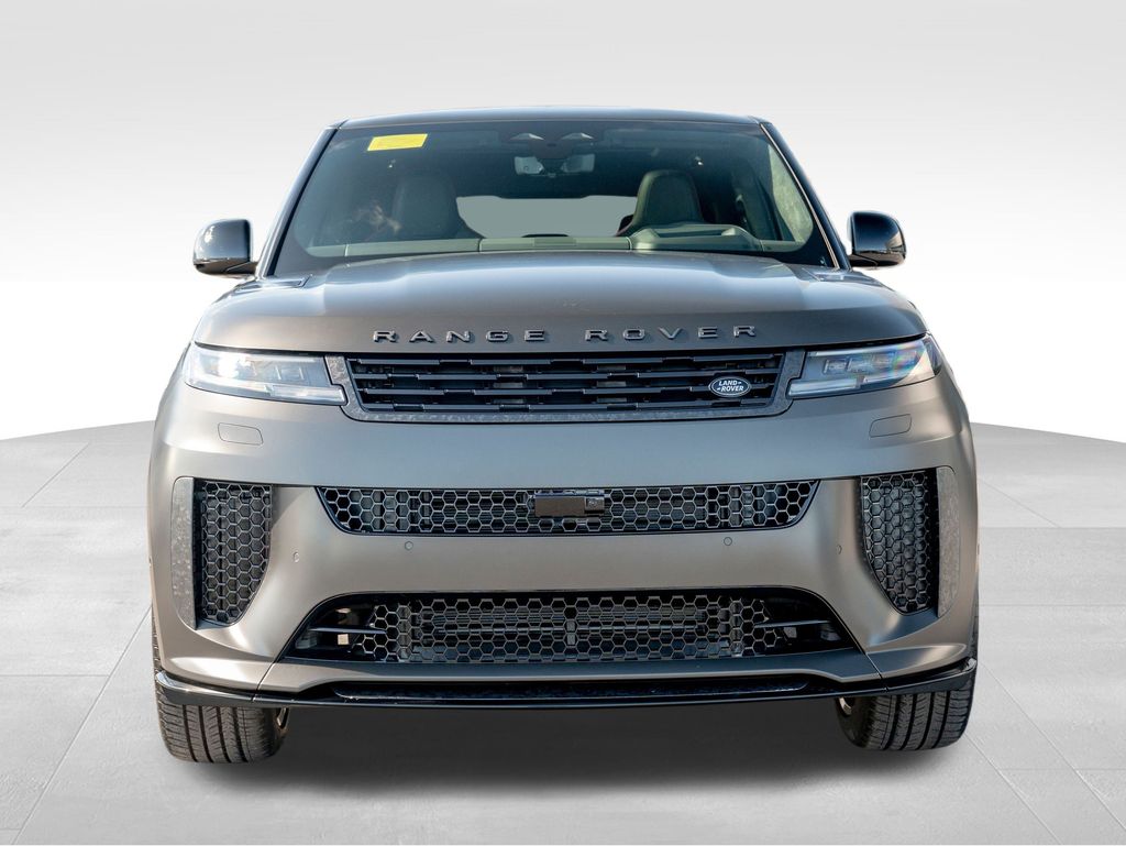 2025 Land Rover Range Rover Sport photo 2
