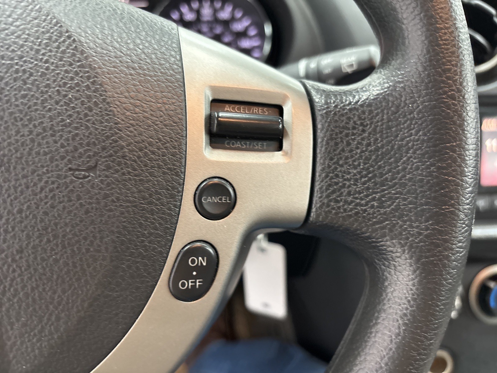 2014 Nissan Rogue Select S photo 10