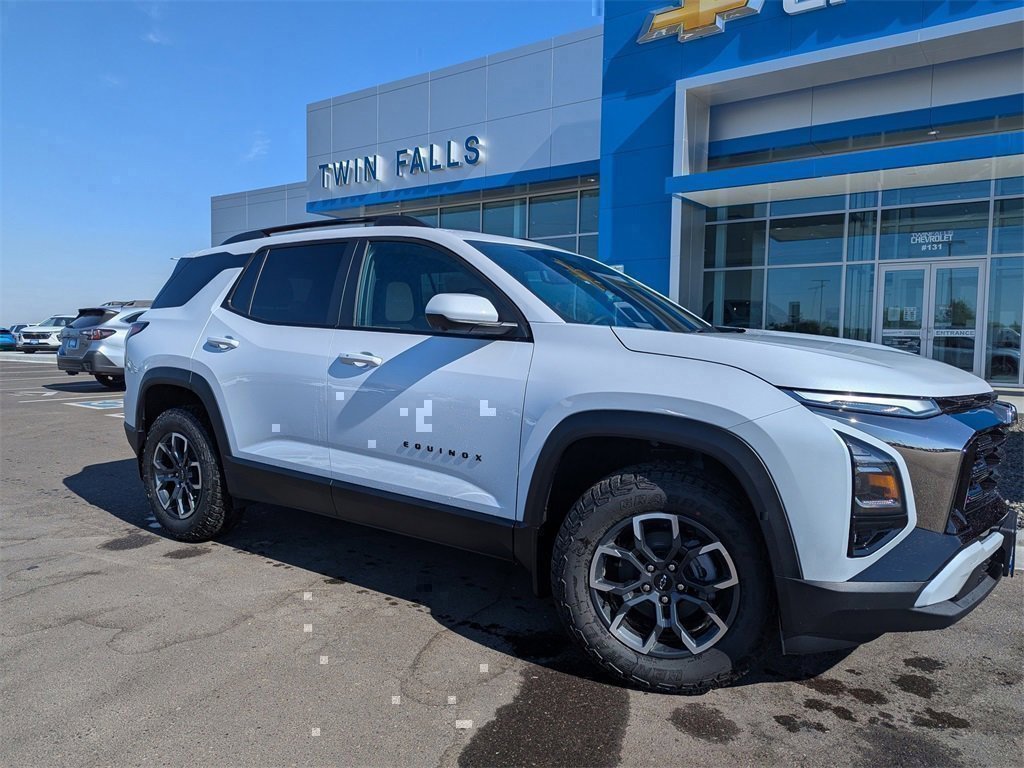 2025 Chevrolet Equinox LS photo 11
