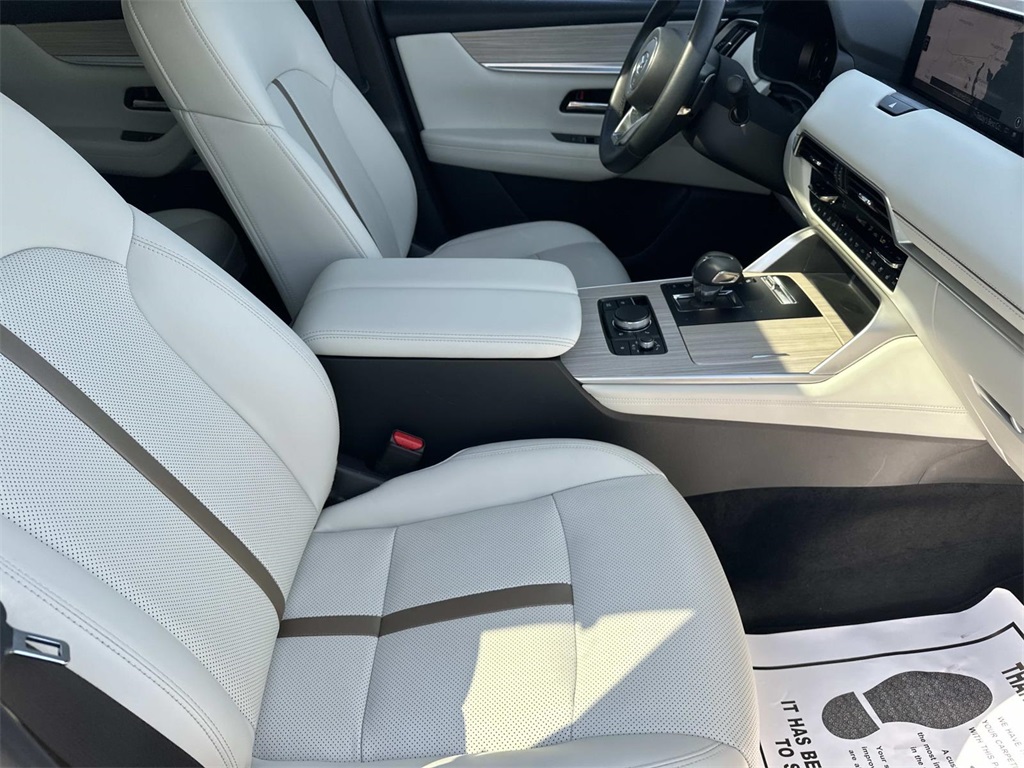 2024 Mazda CX-90 Premium Plus photo 13