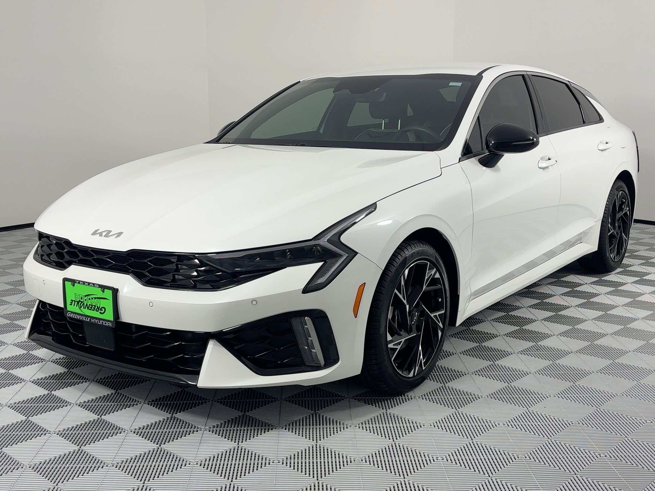 2025 Kia K5 GT-Line's photo