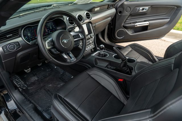 2022 Ford Mustang GT Premium photo 14