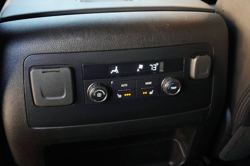 2018 GMC YUKON - Image 27