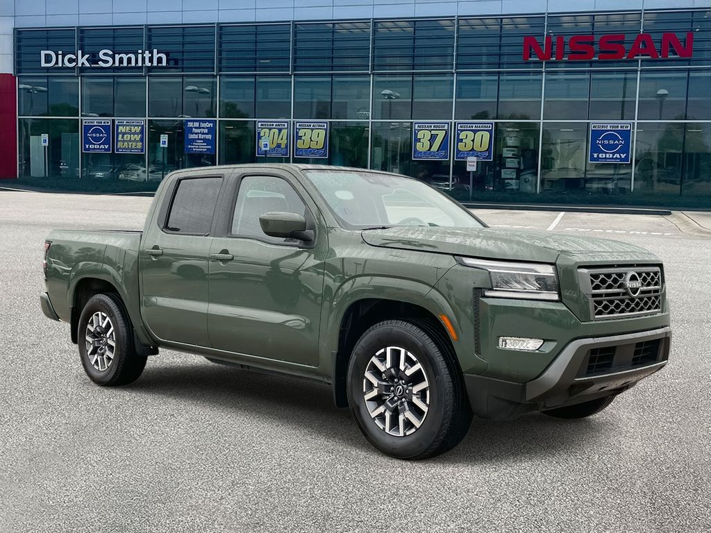 2024 Nissan Frontier SL's photo