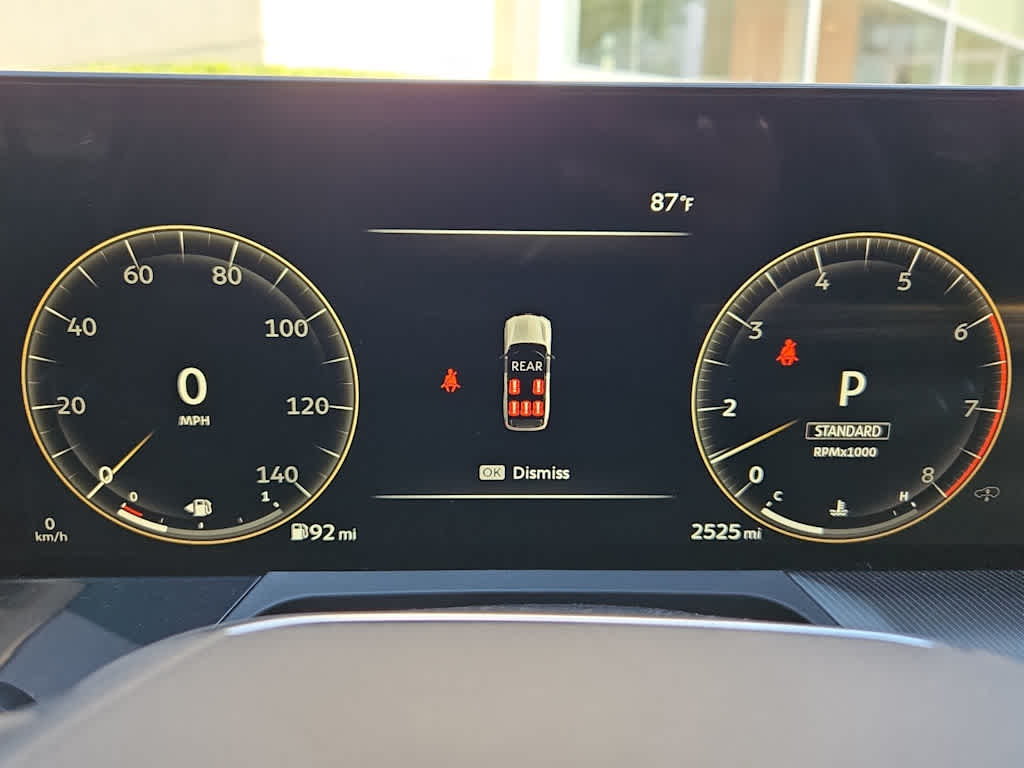 2025 Infiniti QX80 Luxe photo 5