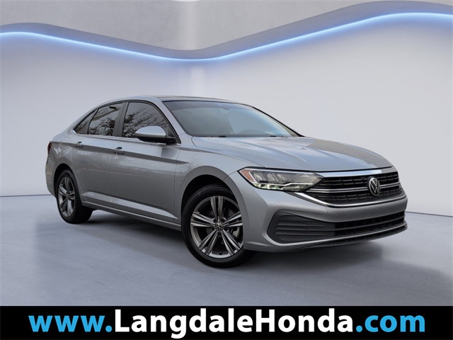 2023 Volkswagen Jetta SE's photo