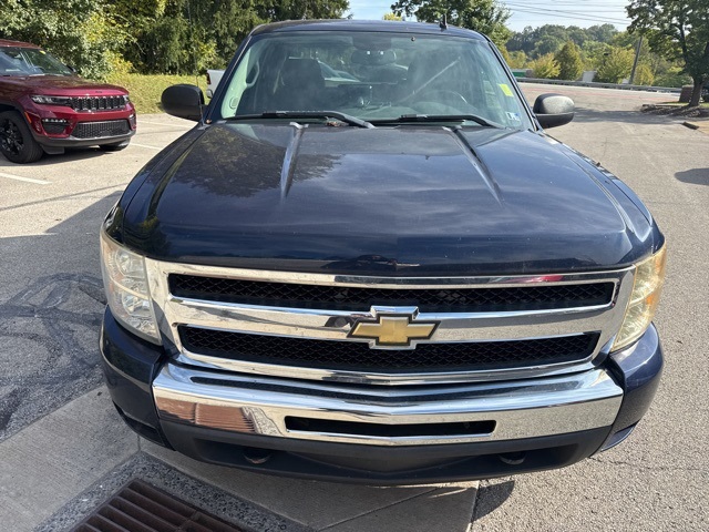 2011 Chevrolet Silverado 1500 LT photo 8