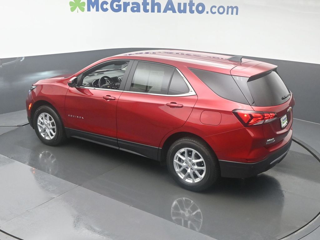 2022 Chevrolet Equinox LT photo 16