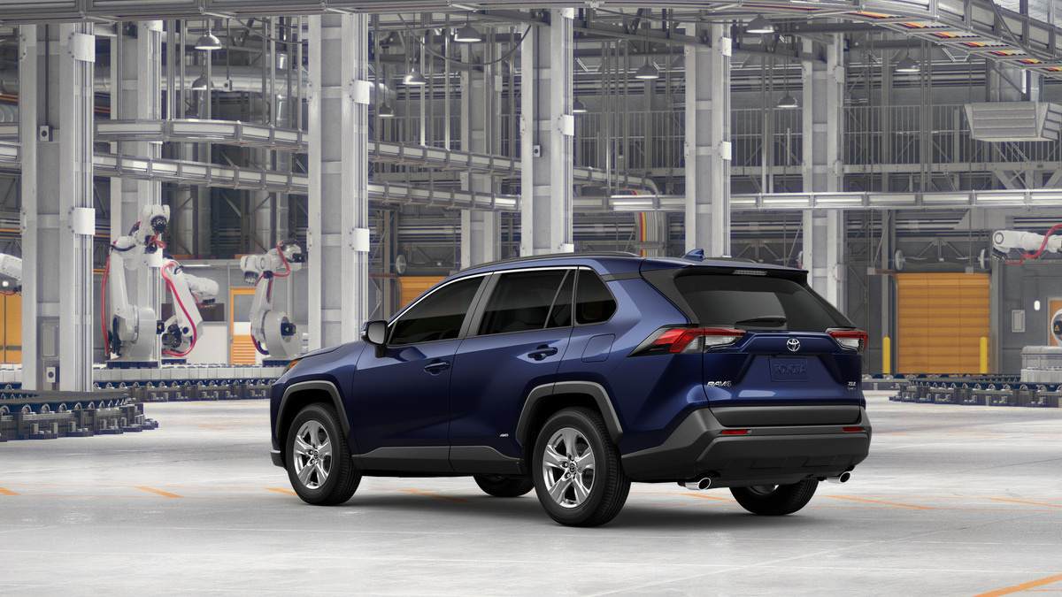 2025 Toyota RAV4 Hybrid XLE photo 5