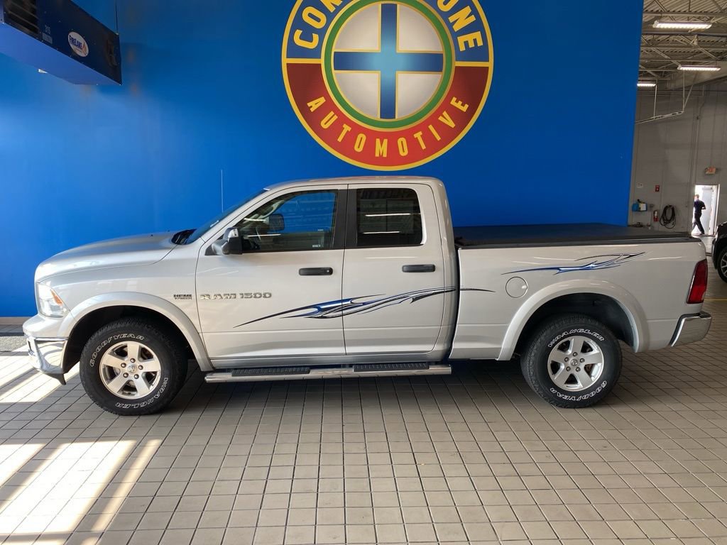 2012 Ram 1500 SLT photo 7