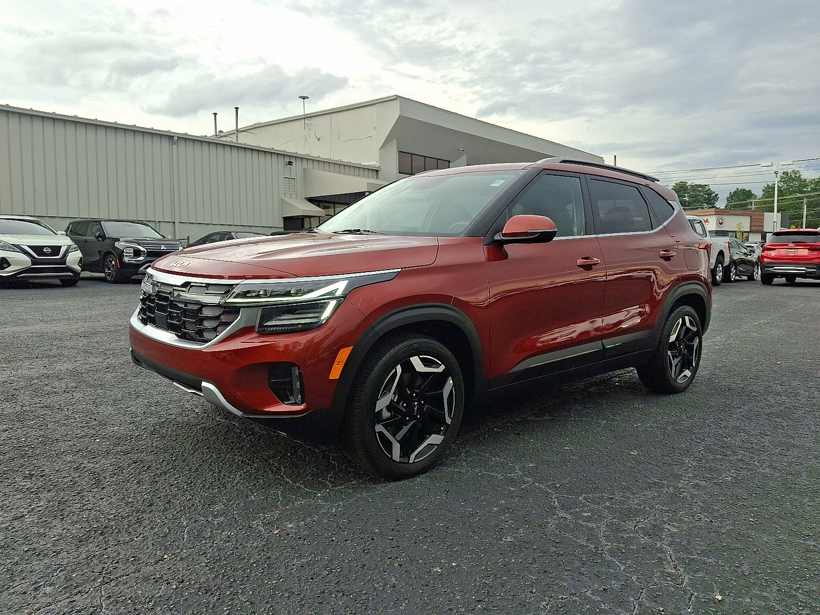 2024 Kia Seltos SX photo 3