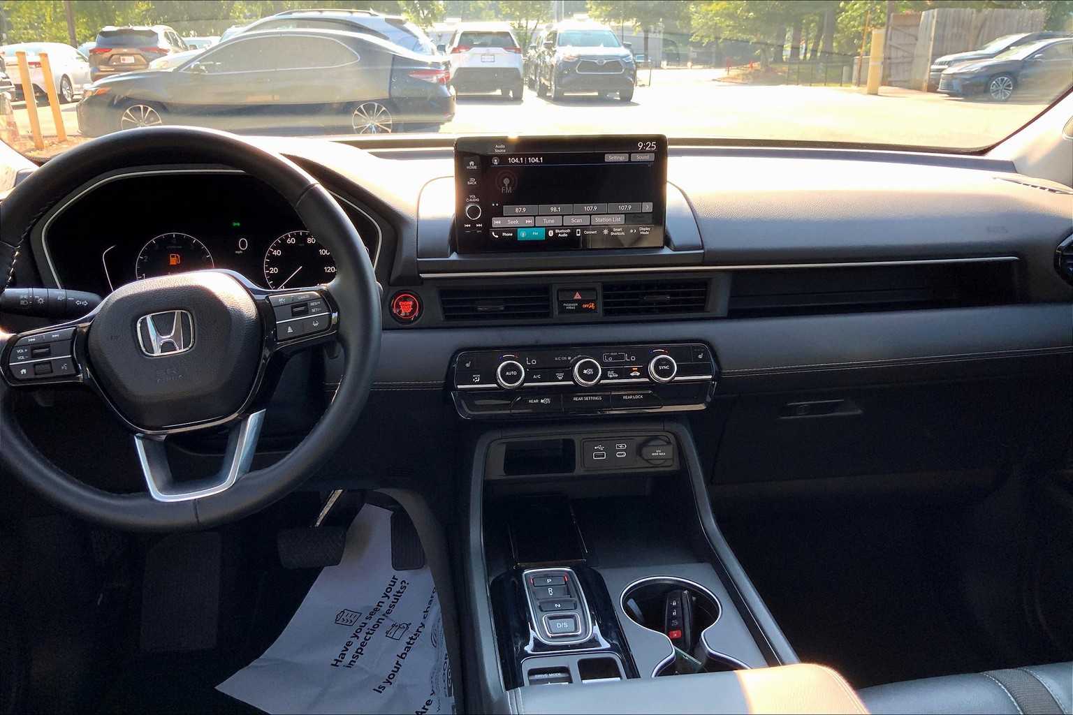 2025 Honda Pilot EX-L photo 4