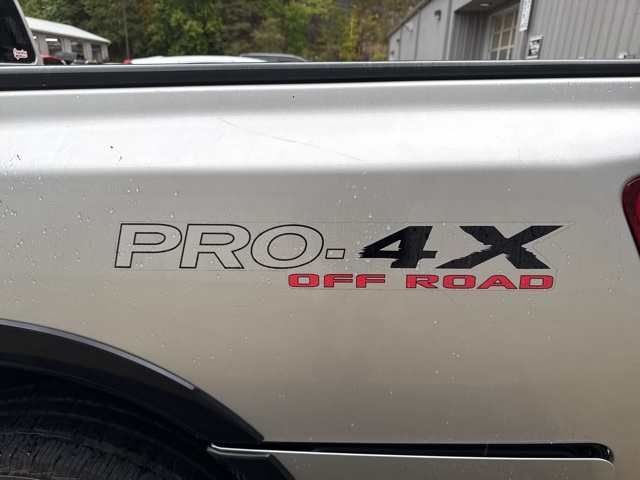 2008 Nissan Titan PRO-4X photo 8