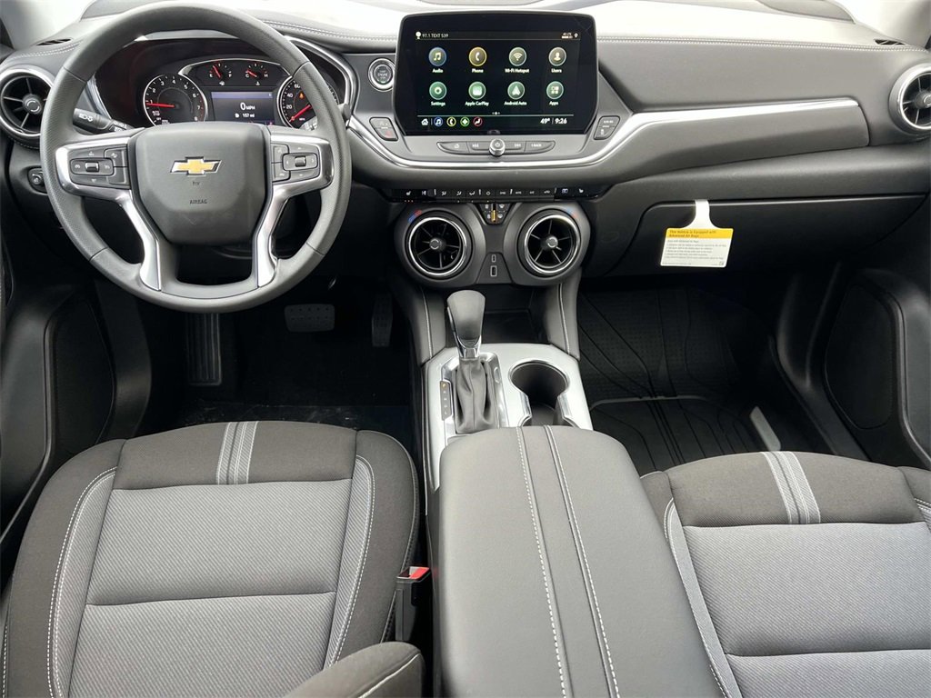 2025 Chevrolet Blazer 2LT photo 3