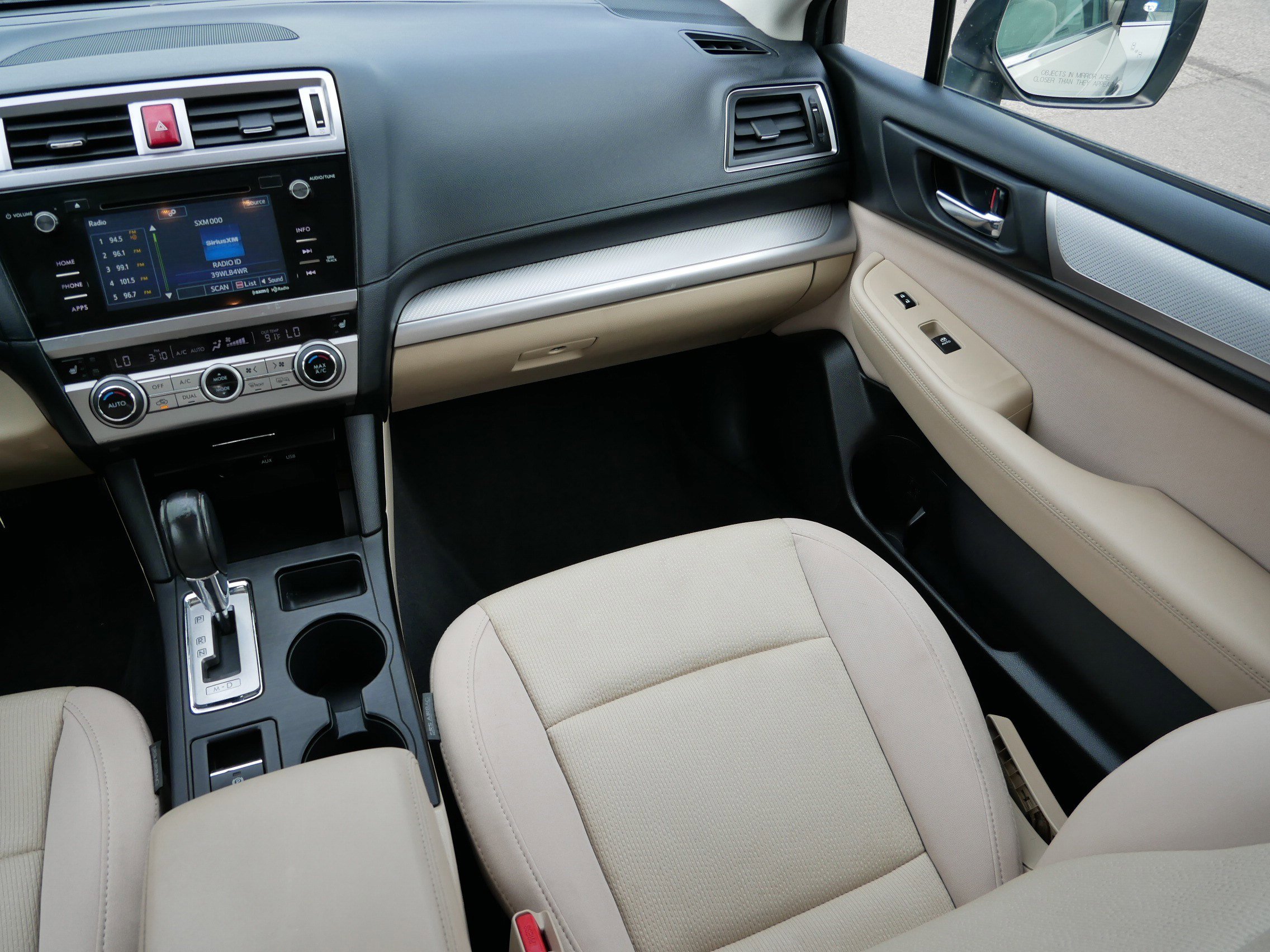 2016 Subaru Legacy 2.5i Premium photo 11