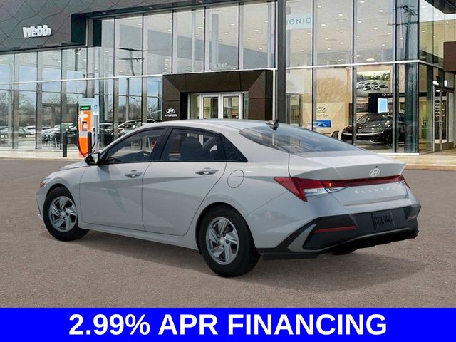 2025 Hyundai Elantra SE photo 4