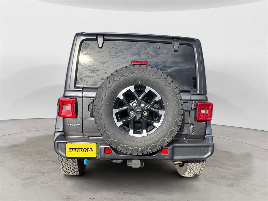 2024 Jeep Wrangler Rubicon 4xe photo 3
