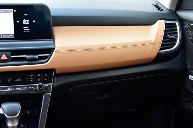 2024 Kia Seltos SX photo 15
