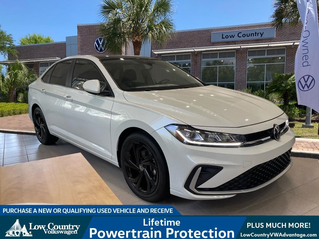 2025 Volkswagen Jetta SE's photo