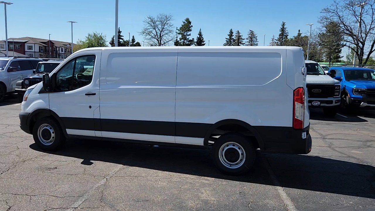 2025 Ford Transit Cargo Van photo 4