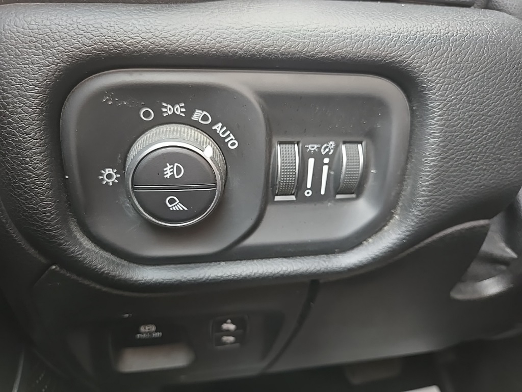 2020 Ram 1500 Laramie photo 50