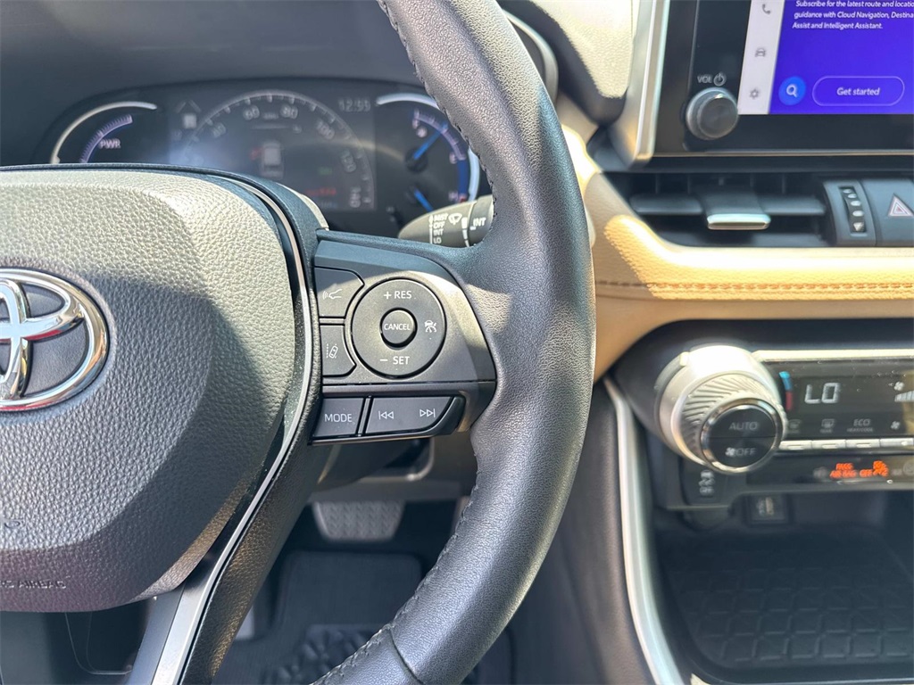 2024 Toyota RAV4 Hybrid XLE Premium photo 19