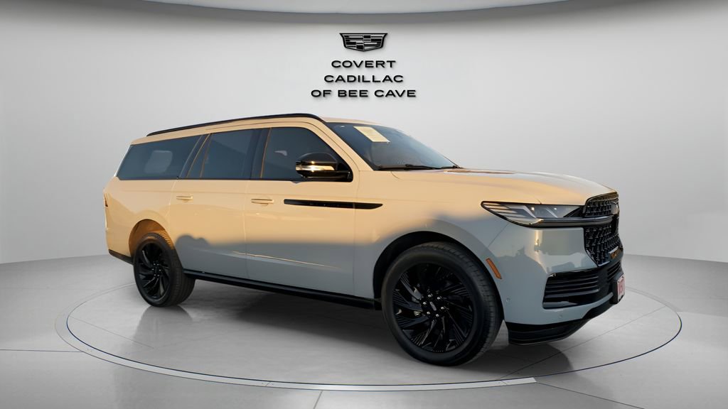 2025 Lincoln Navigator Reserve L's photo