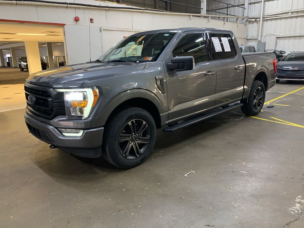 2022 Ford F-150 XLT's photo