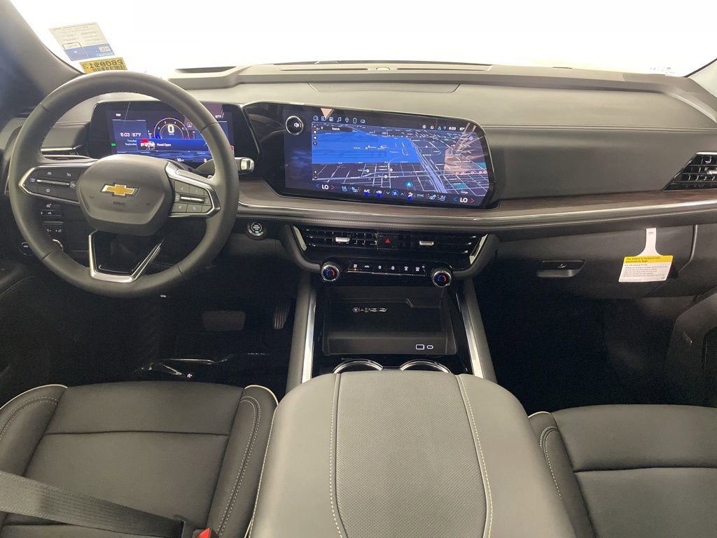 2025 Chevrolet Suburban Premier photo 37