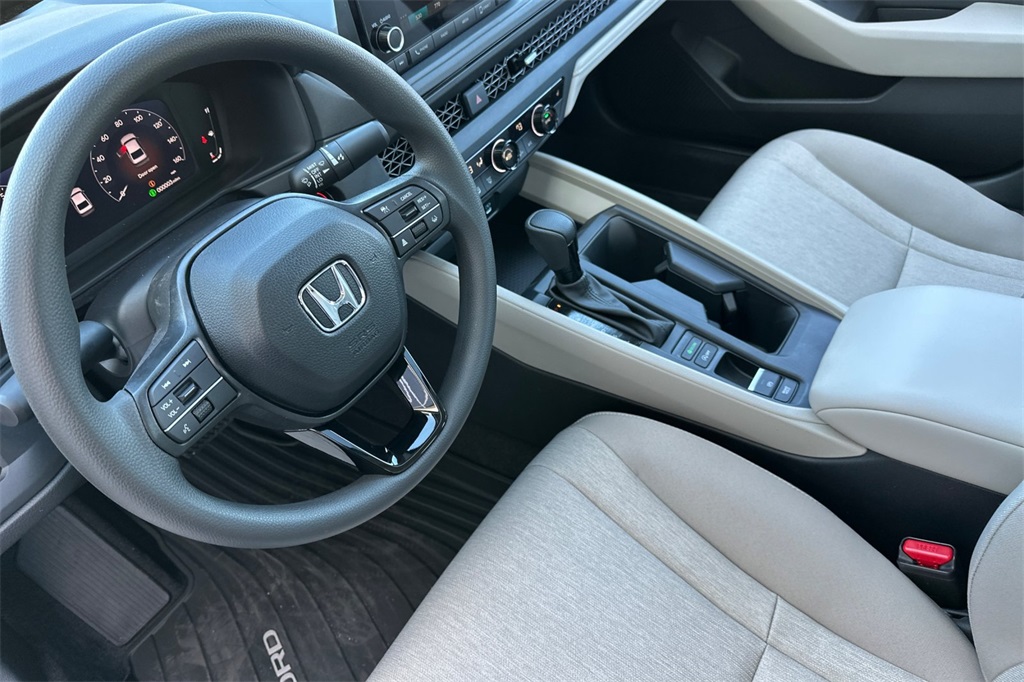 2025 Honda Accord SE photo 10