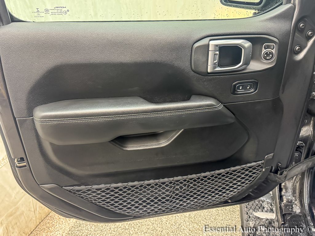 2022 JEEP WRANGLER - Image 21