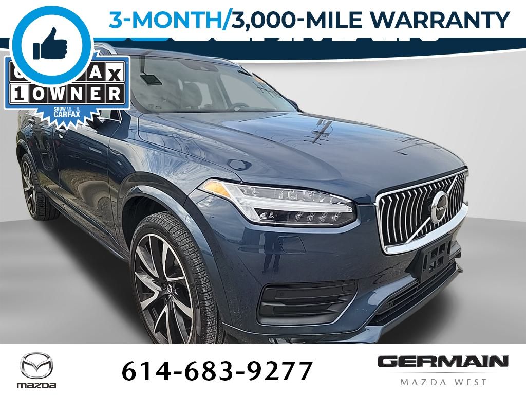 2021 Volvo XC90 Momentum's photo