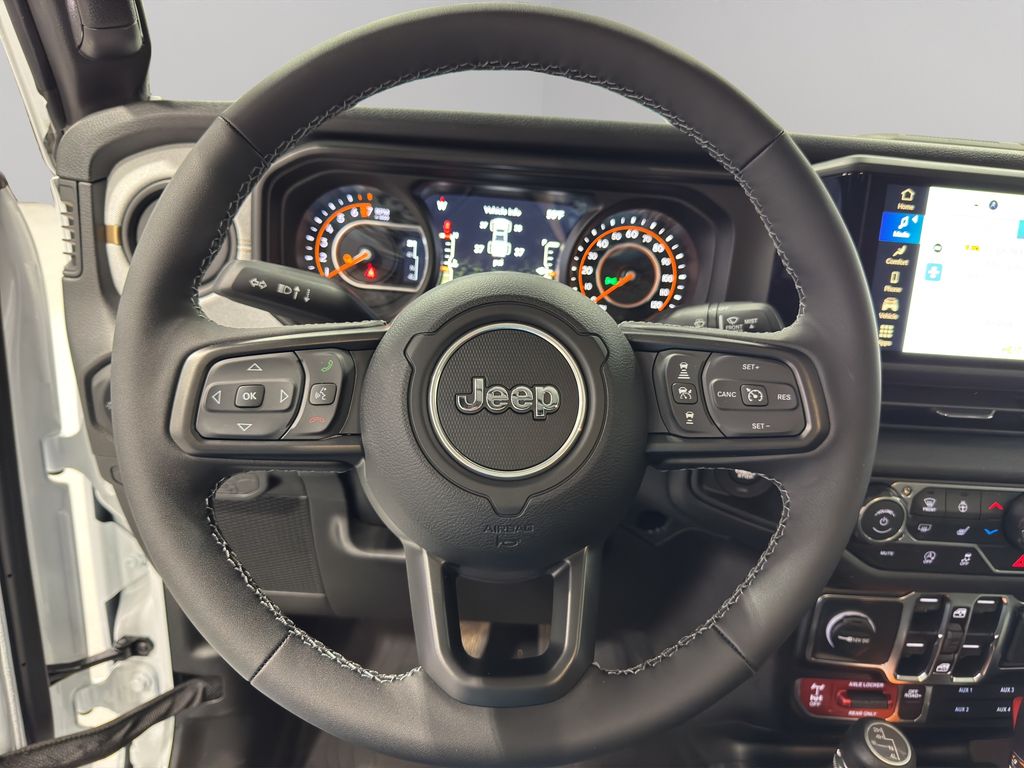 2025 Jeep Gladiator Willys photo 21