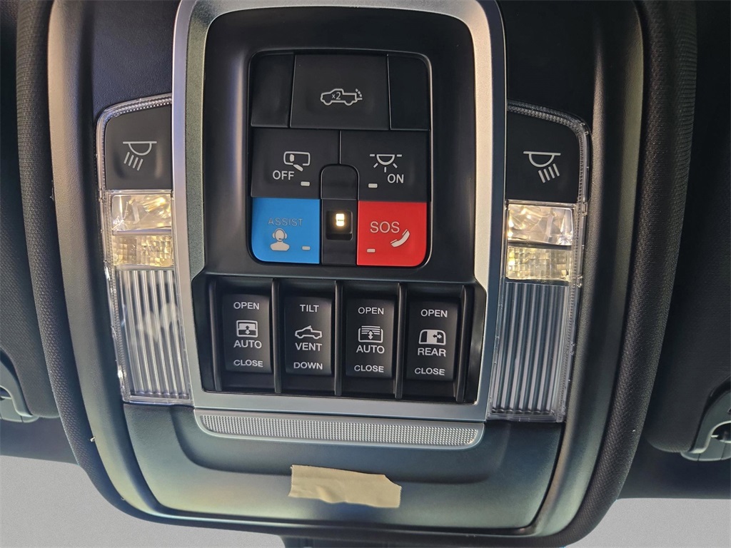 2026 Ram 1500 Laramie photo 9